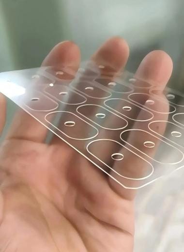 laser cutting camera glass 380x520